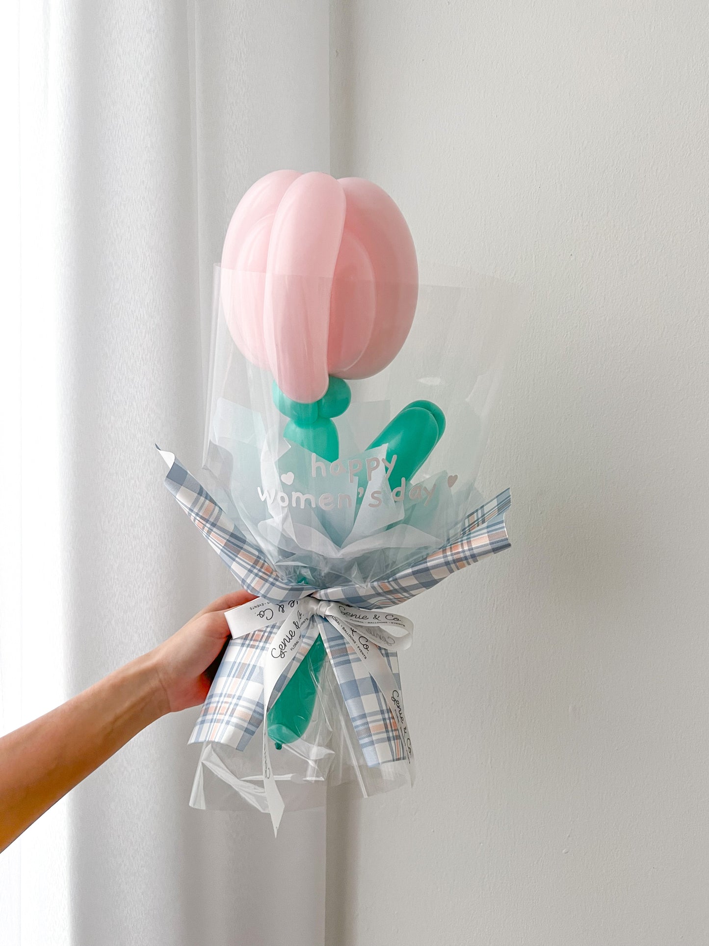 3.8 Flower Balloon Bouquet